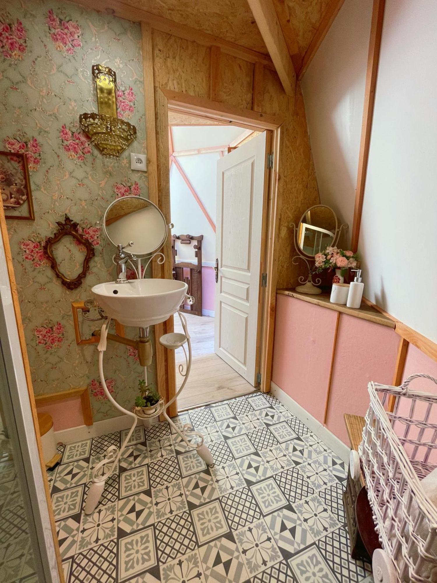 Hotel L'Etoile De Baynes Cerisy-la-Foret Esterno foto